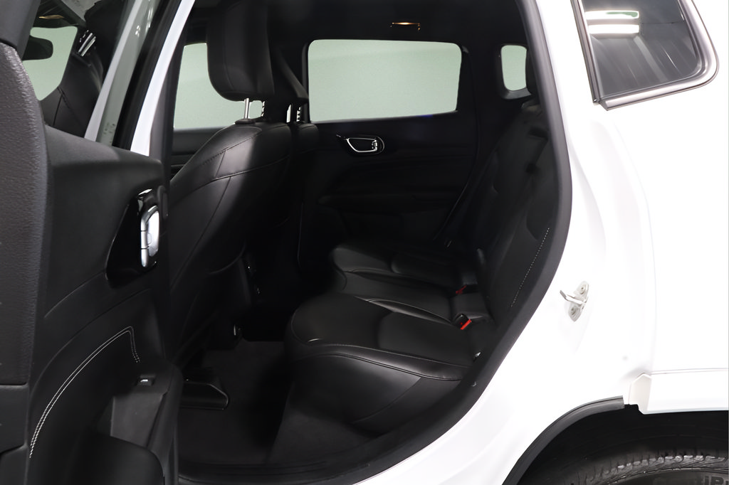 Certified 2022 Jeep Compass High Altitude AWD/4WD image 15