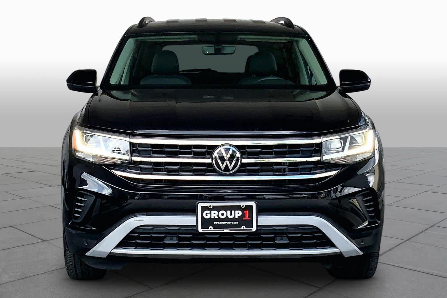 Used 2023 Volkswagen Atlas SE w/ Black Wheel Package AWD/4WD image 4