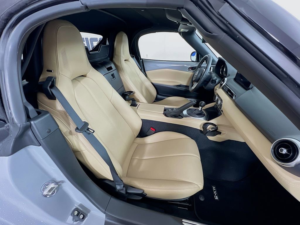 Certified 2024 MAZDA MX-5 Miata Grand Touring w/ Weather Package RWD image 27