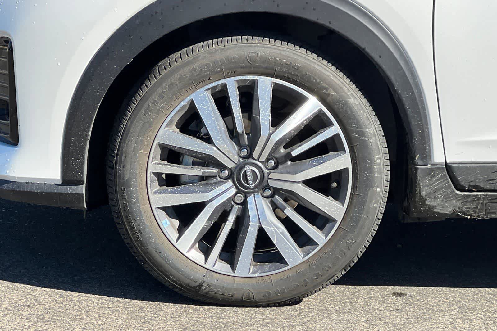 Used 2024 Nissan Kicks SR image 12