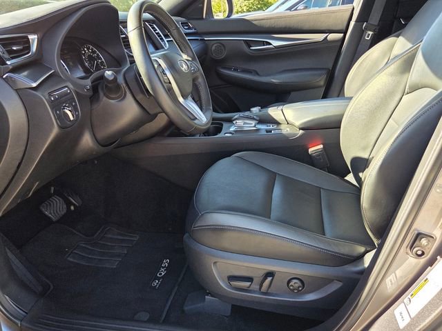 Certified 2025 INFINITI QX55 Luxe w/ Cargo Package image 11