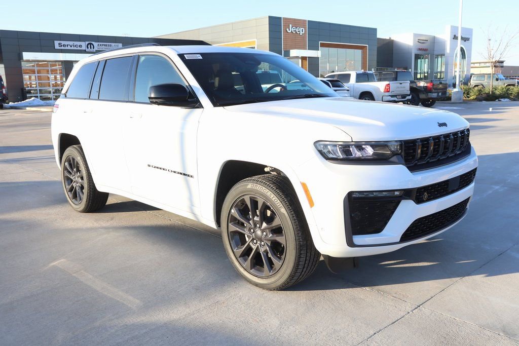 New 2026 Jeep Grand Cherokee Limited image 1