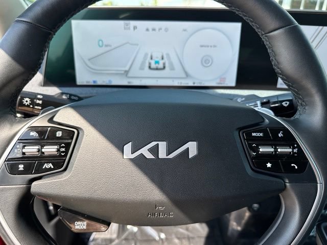 Used 2023 Kia EV6 Wind w/ Wind Technology Package AWD/4WD image 35