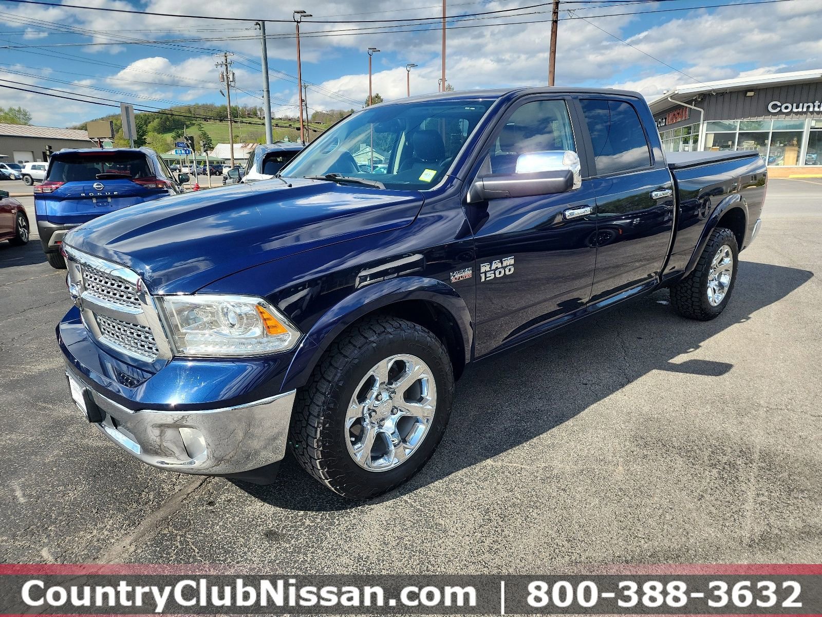 Used 2017 RAM 1500 Laramie AWD/4WD image 4