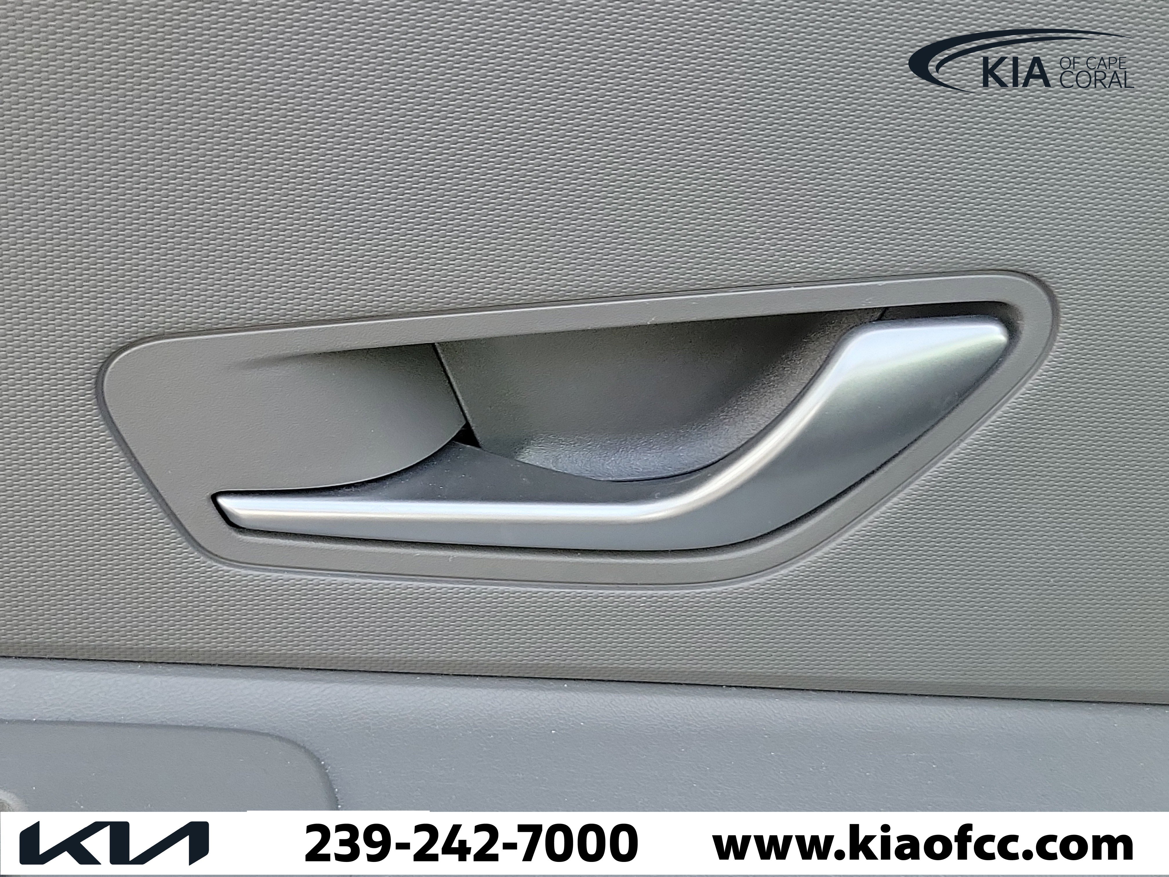 Used 2024 Hyundai Elantra SEL image 16