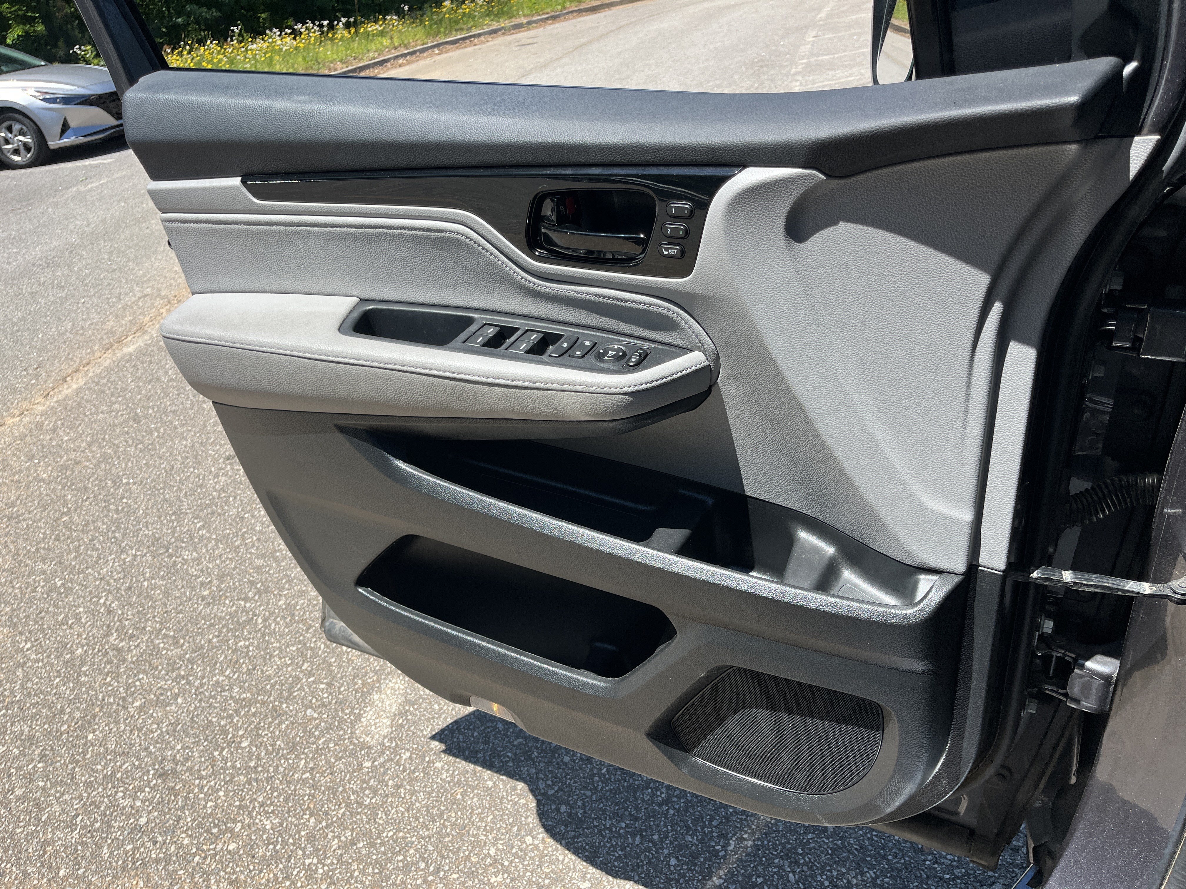 Used 2023 Honda Odyssey Touring image 14