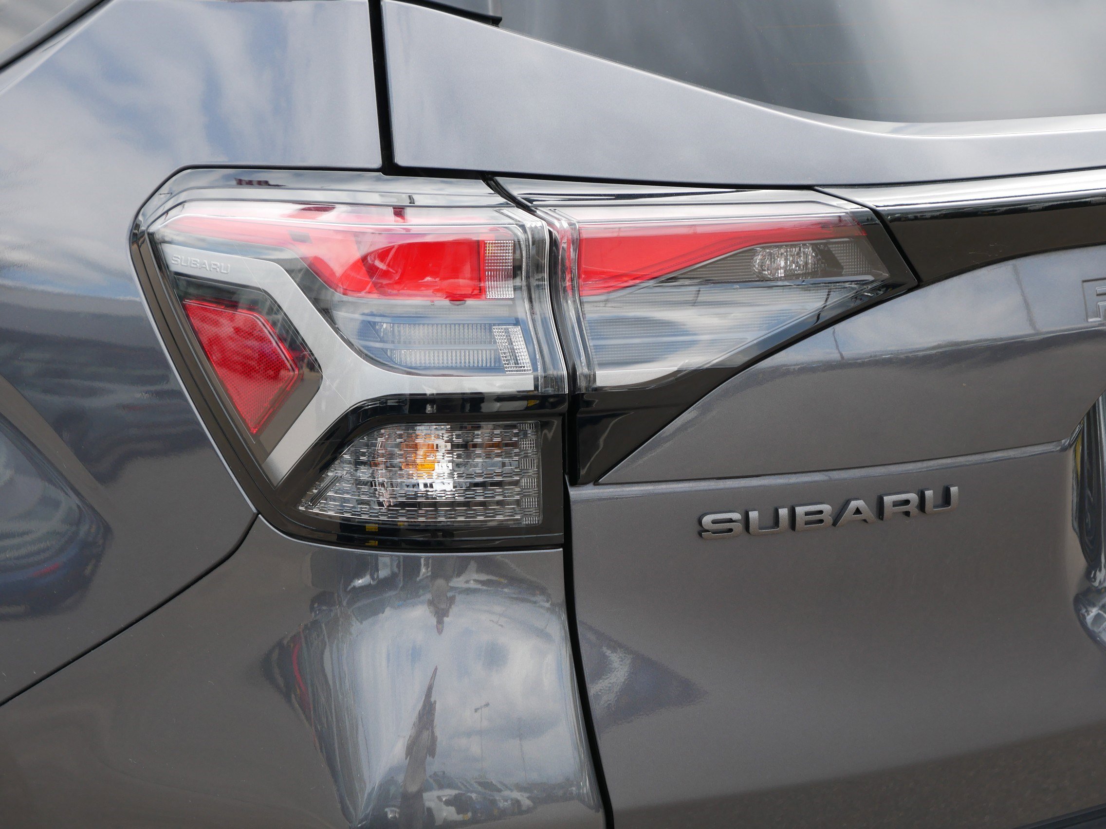 Certified 2025 Subaru Forester Premium AWD/4WD image 17