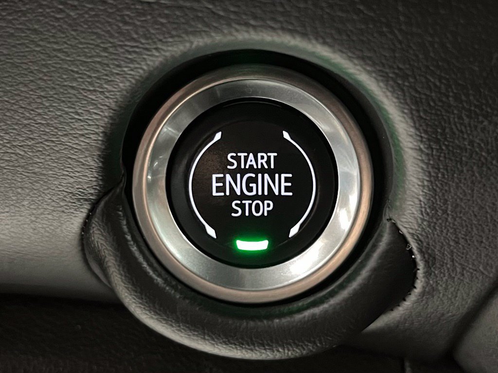 Used 2025 Chevrolet Suburban Premier AWD/4WD image 33