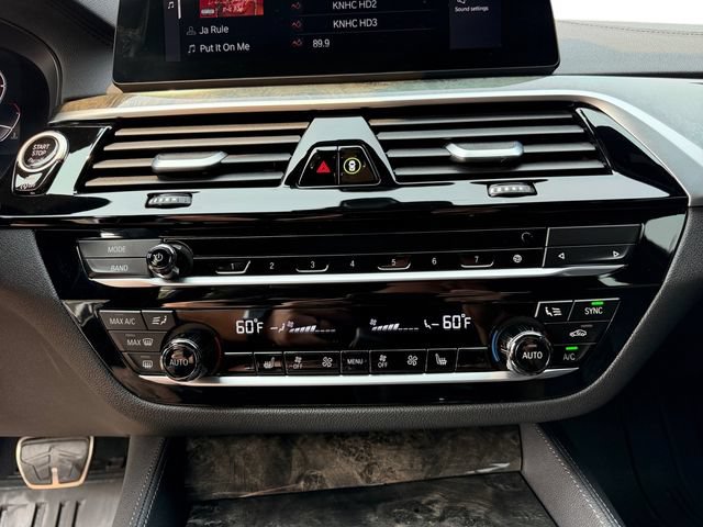 Used 2020 BMW M550i xDrive w/ Executive Package AWD/4WD image 16