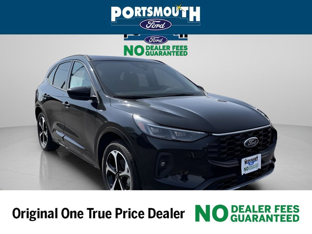 New 2025 Ford Escape ST-Line Elite w/ Class II Trailer Tow Package AWD/4WD image 32