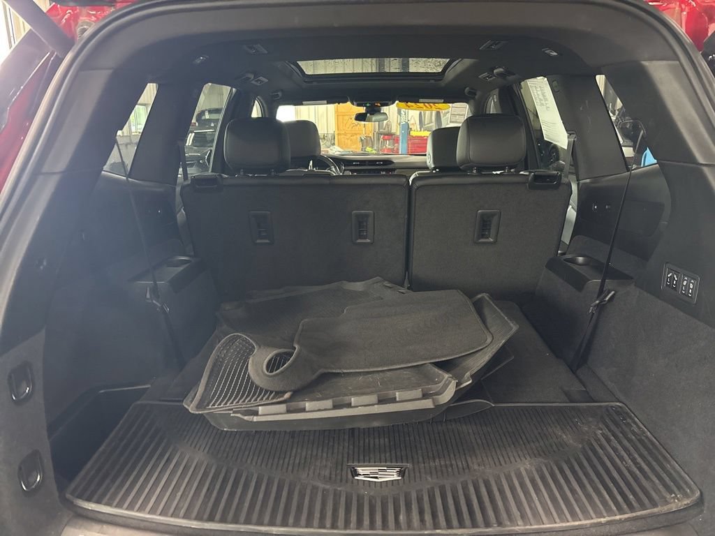 Used 2024 Cadillac XT6 Sport w/ LPO, Floor Liner Package AWD/4WD image 13