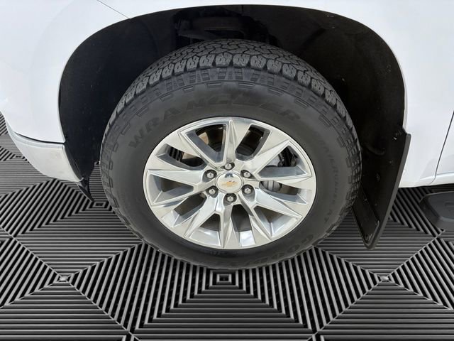 Certified 2022 Chevrolet Silverado 1500 LTZ w/ Technology Package AWD/4WD image 9