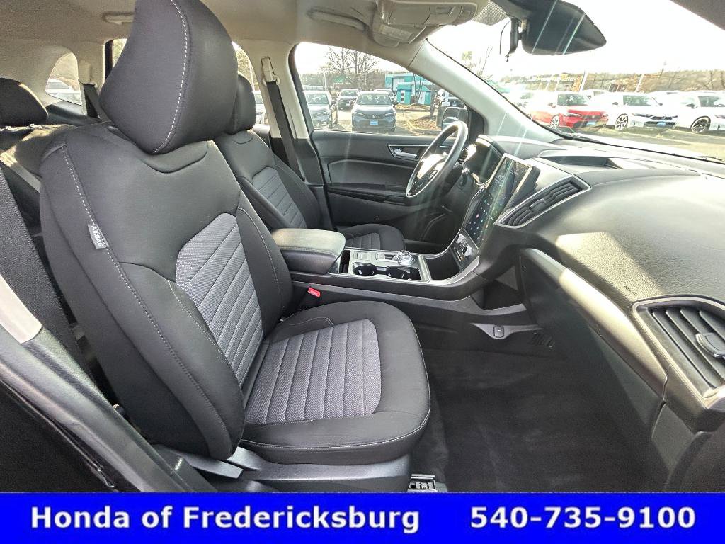 Used 2022 Ford Edge SE w/ Black Appearance Package image 32