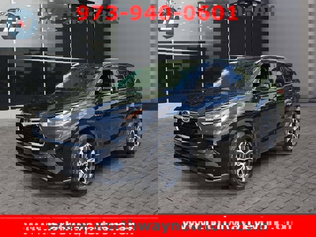 Used 2021 Toyota Highlander XLE