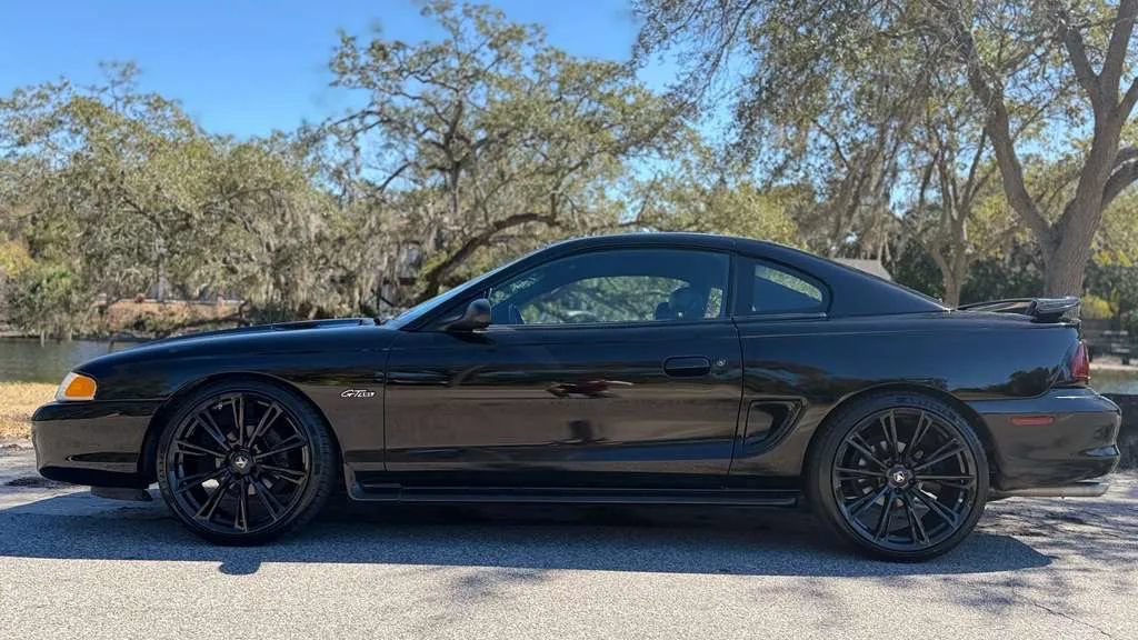 Used 1998 Ford Mustang GT RWD image 22