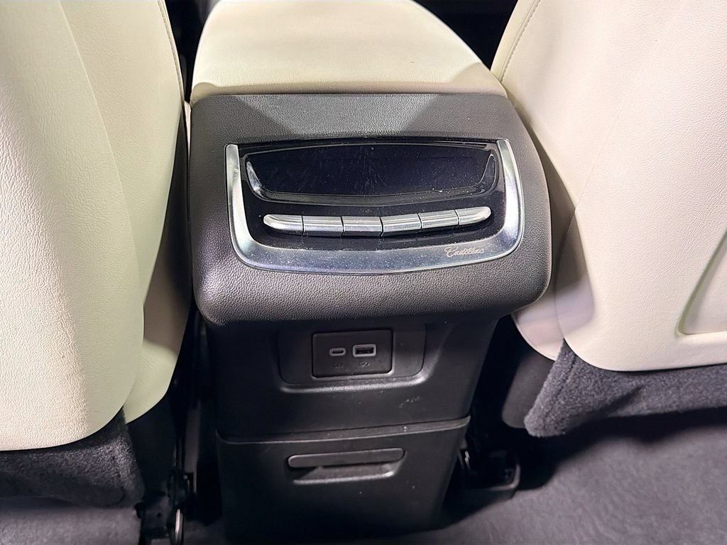 Certified 2024 Cadillac XT6 Sport w/ Technology Package AWD/4WD image 28
