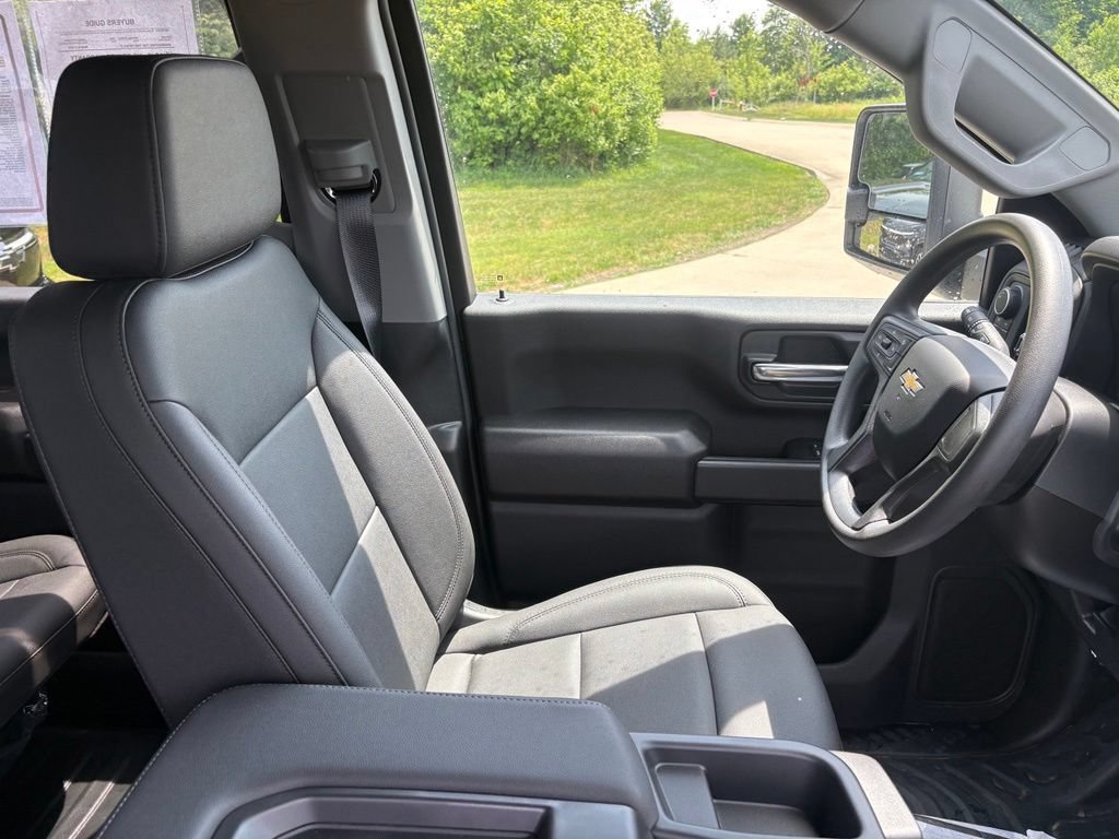 Used 2026 Chevrolet Silverado 3500 W/T w/ WT Convenience Package AWD/4WD image 30
