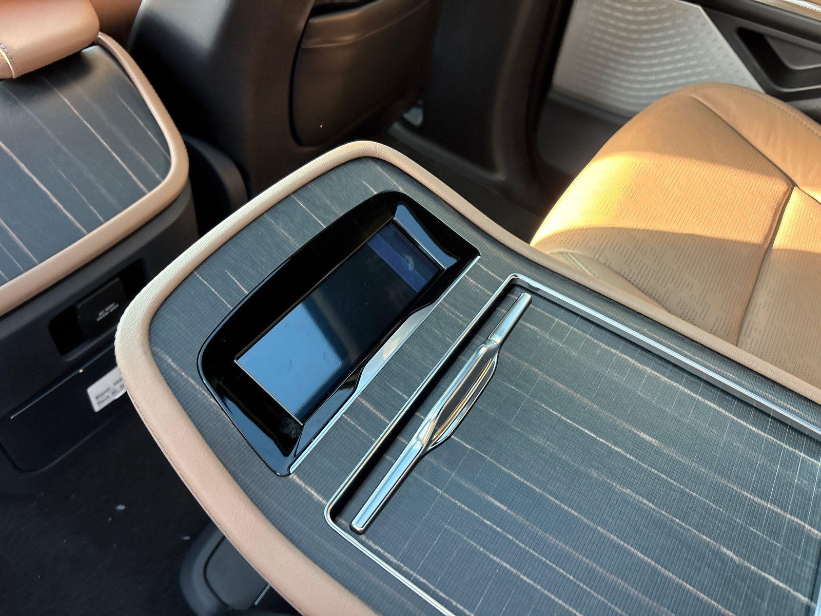 New 2027 Lincoln Navigator Black Label AWD/4WD image 33