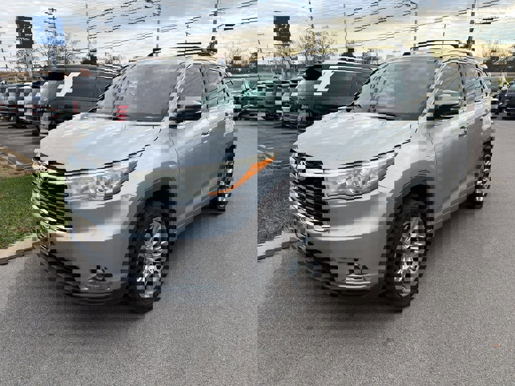 Used 2015 Toyota Highlander Limited