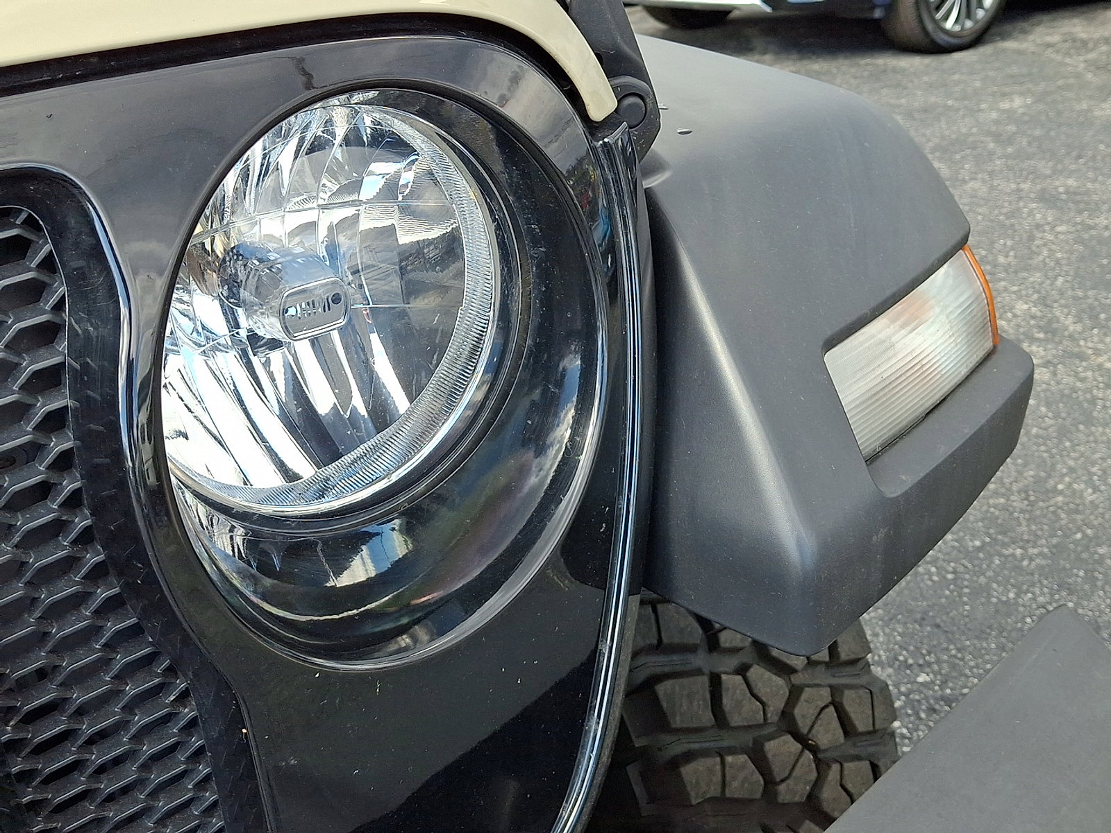 Used 2022 Jeep Wrangler Unlimited Sport image 10