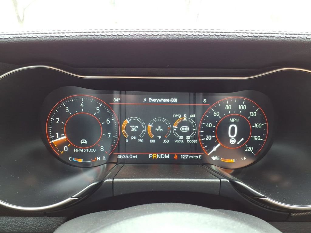 Used 2021 Ford Mustang Shelby GT500 w/ Technology Package RWD image 20