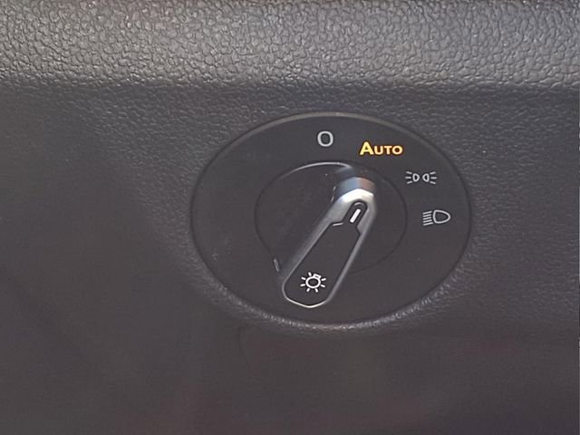 Used 2024 Volkswagen Jetta SE image 22