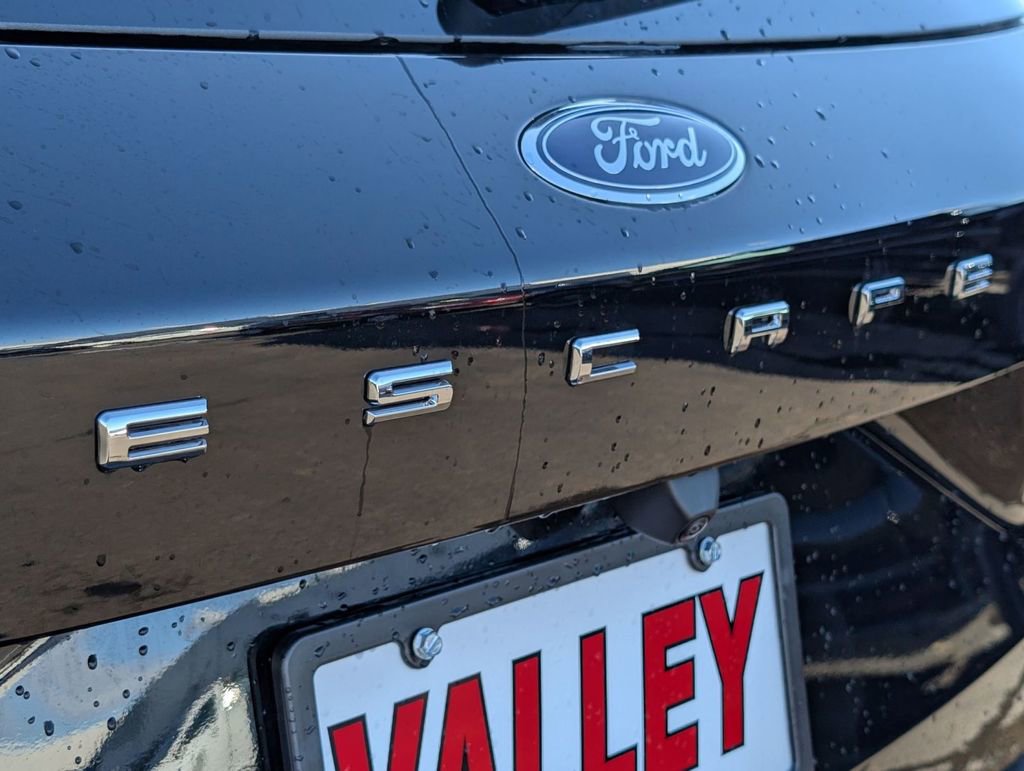 New 2026 Ford Escape Platinum w/ Premium Technology Package image 16