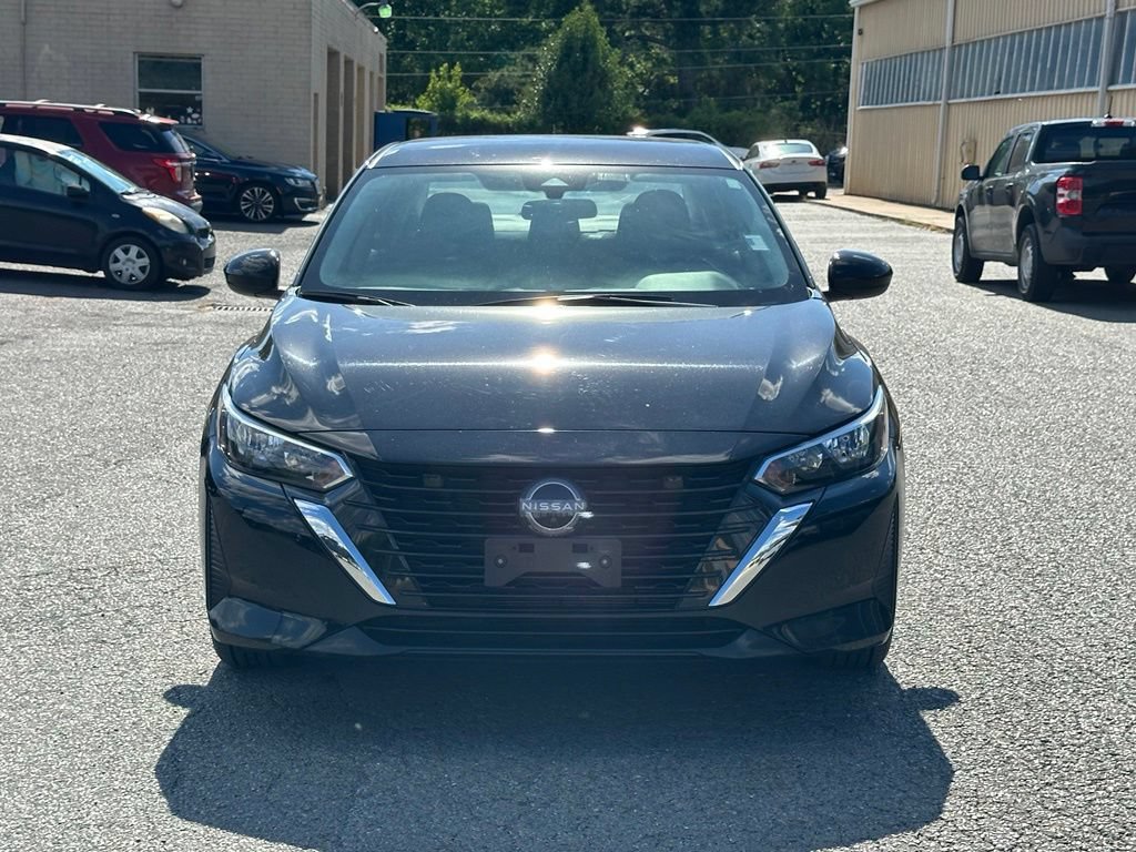 Used 2025 Nissan Sentra SV FWD image 10