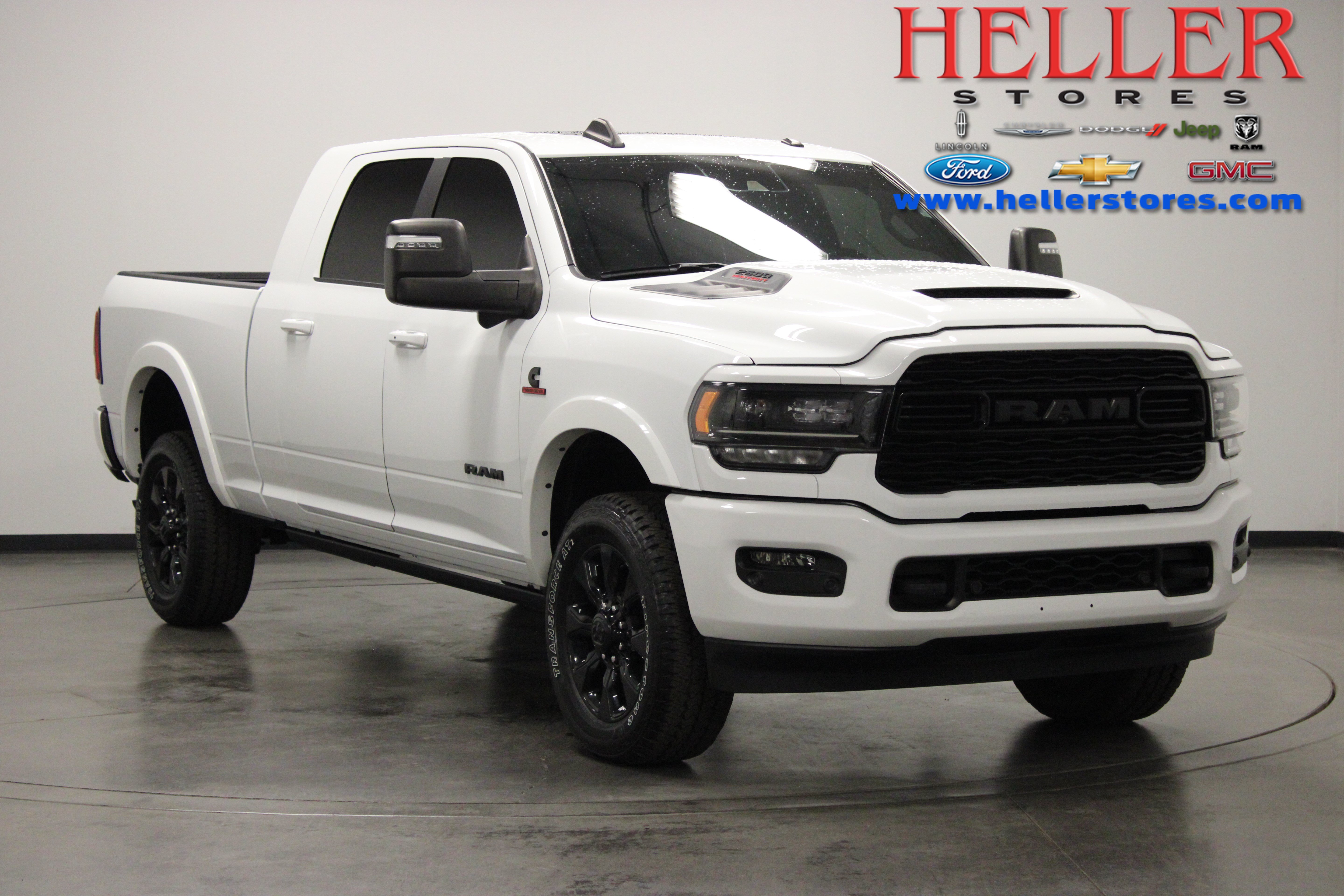 Used 2024 RAM 2500 Limited AWD/4WD image 1