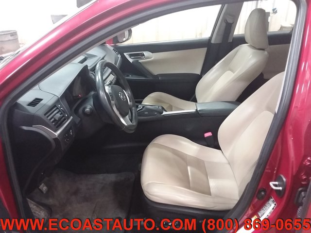 Used 2011 Lexus CT 200h Premium w/ Premium Audio Pkg FWD image 10
