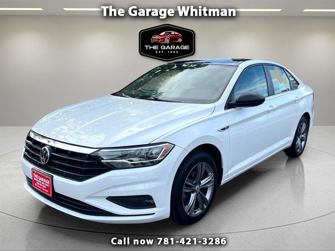 Used 2019 Volkswagen Jetta R-Line image 1