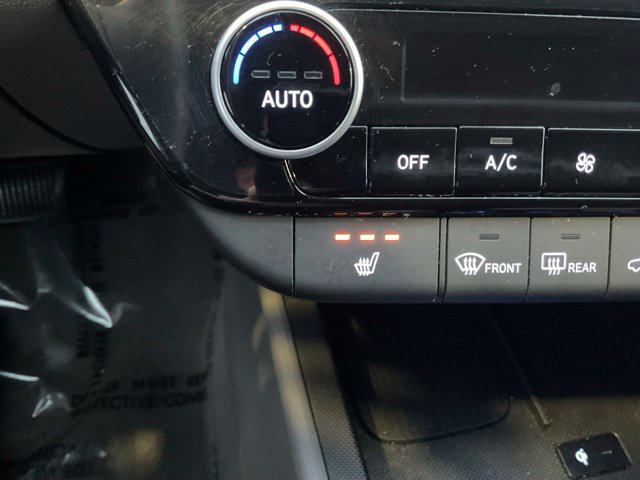 Used 2025 Hyundai Elantra SEL FWD image 19