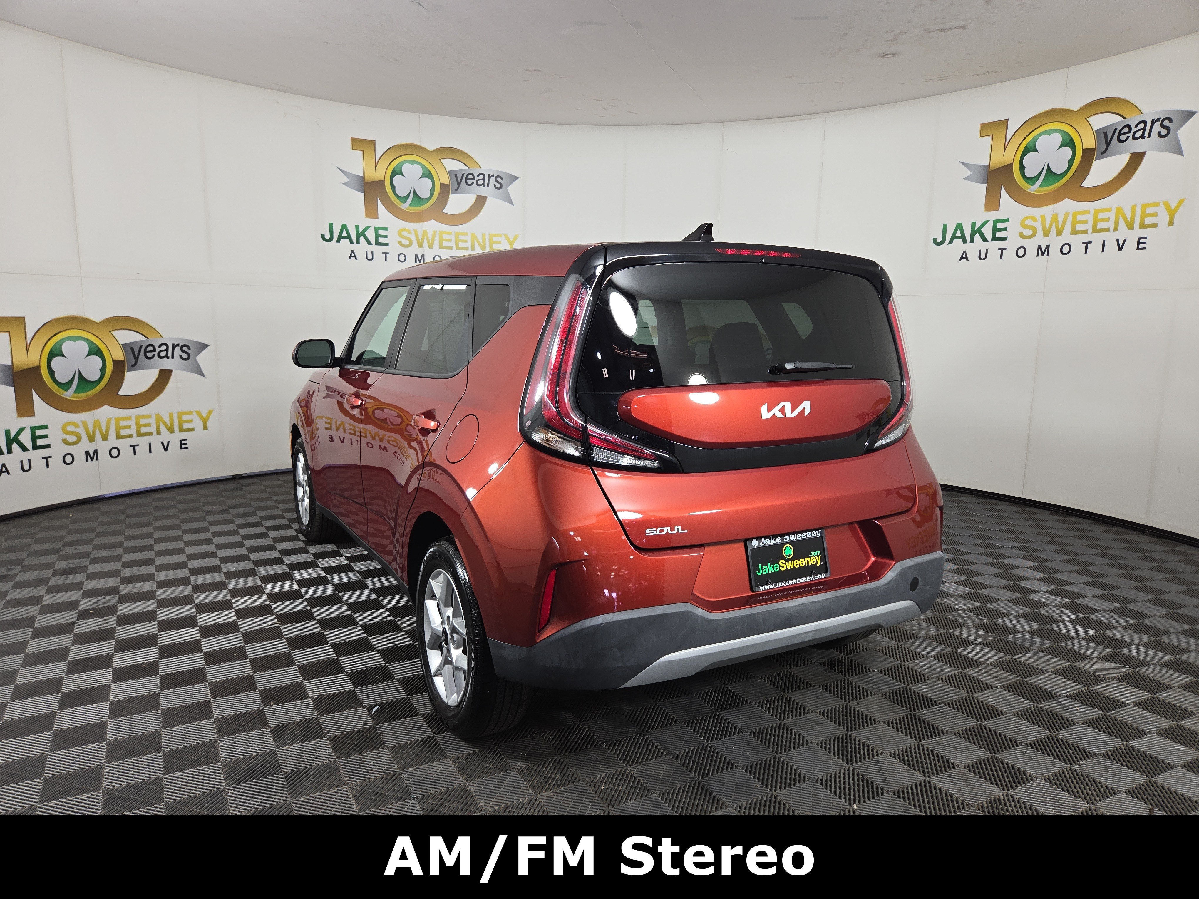Used 2024 Kia Soul LX w/ LX Technology Package FWD image 7