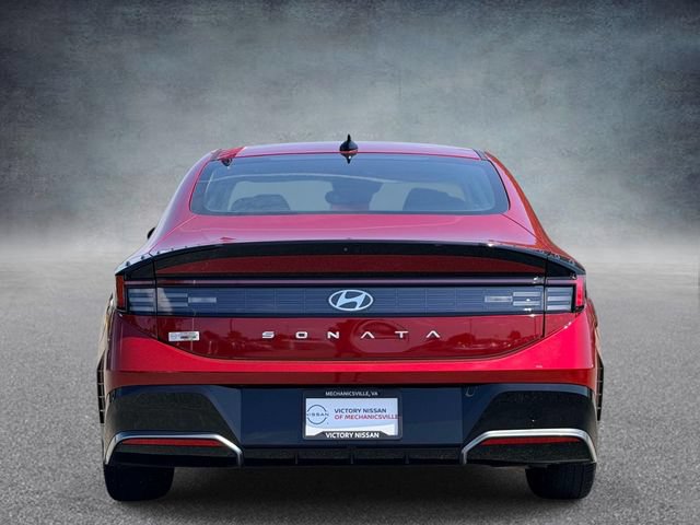 Used 2025 Hyundai Sonata SEL FWD image 3