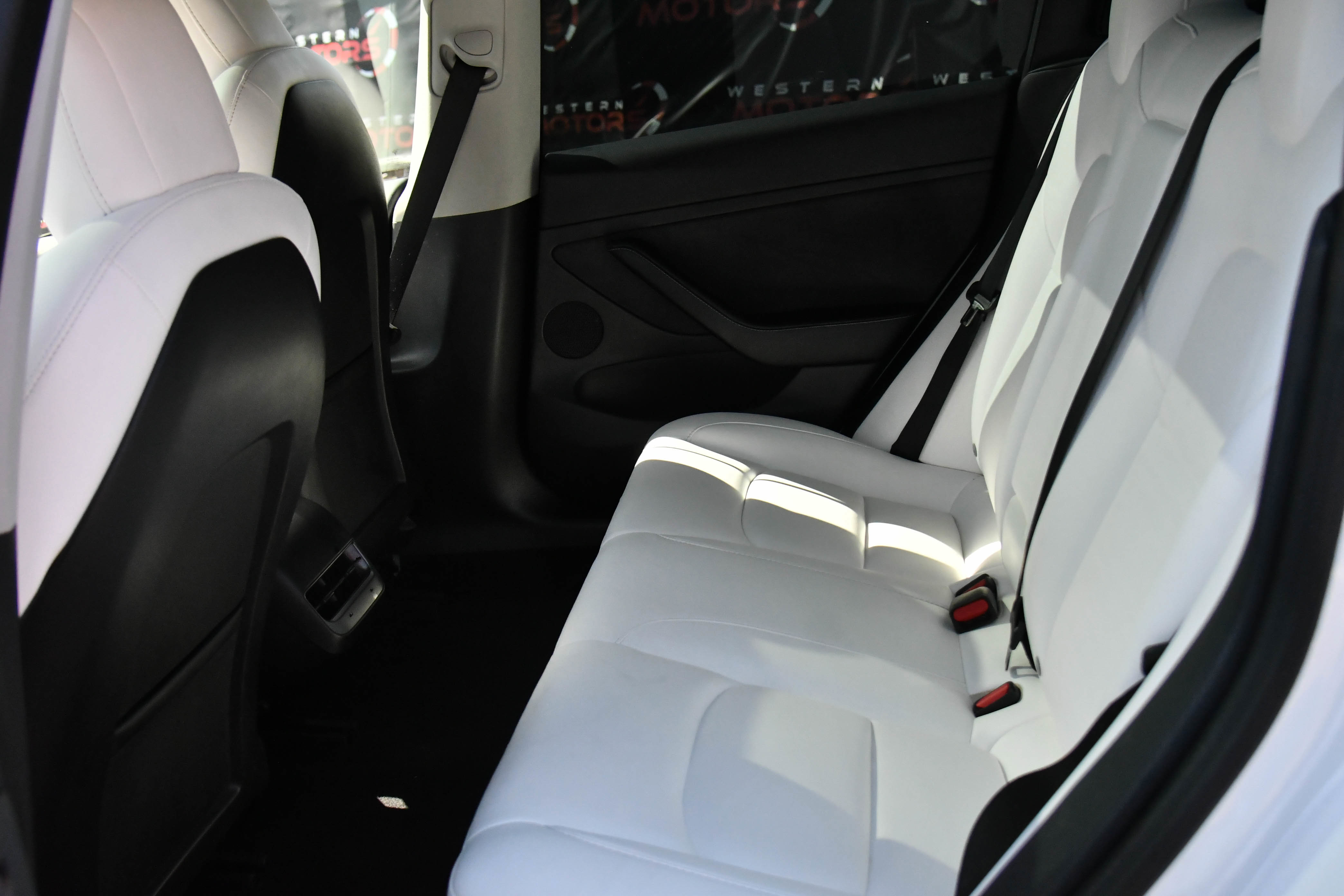 Used 2023 Tesla Model 3 Standard Range RWD image 33