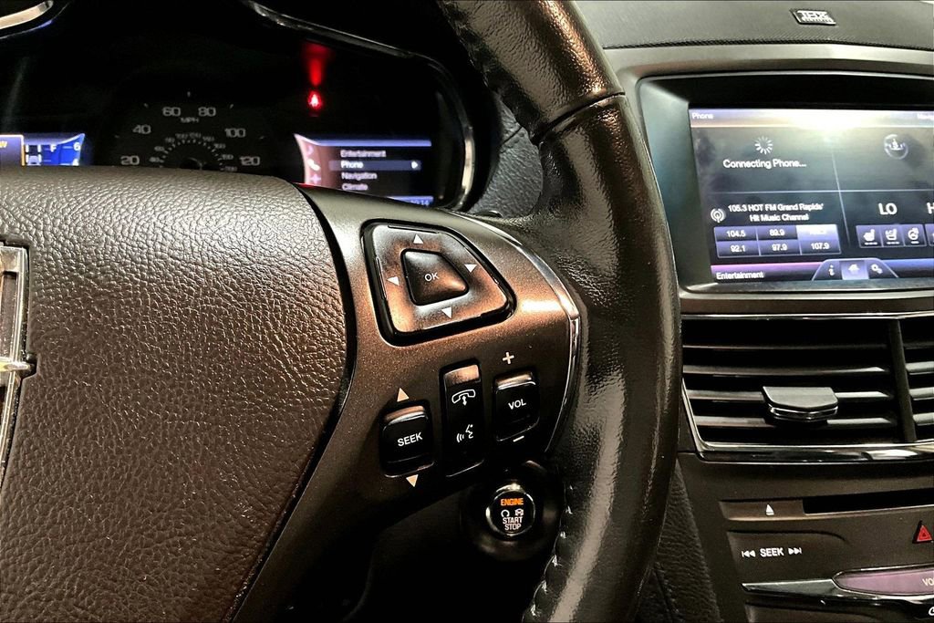 Used 2013 Lincoln MKT AWD image 11