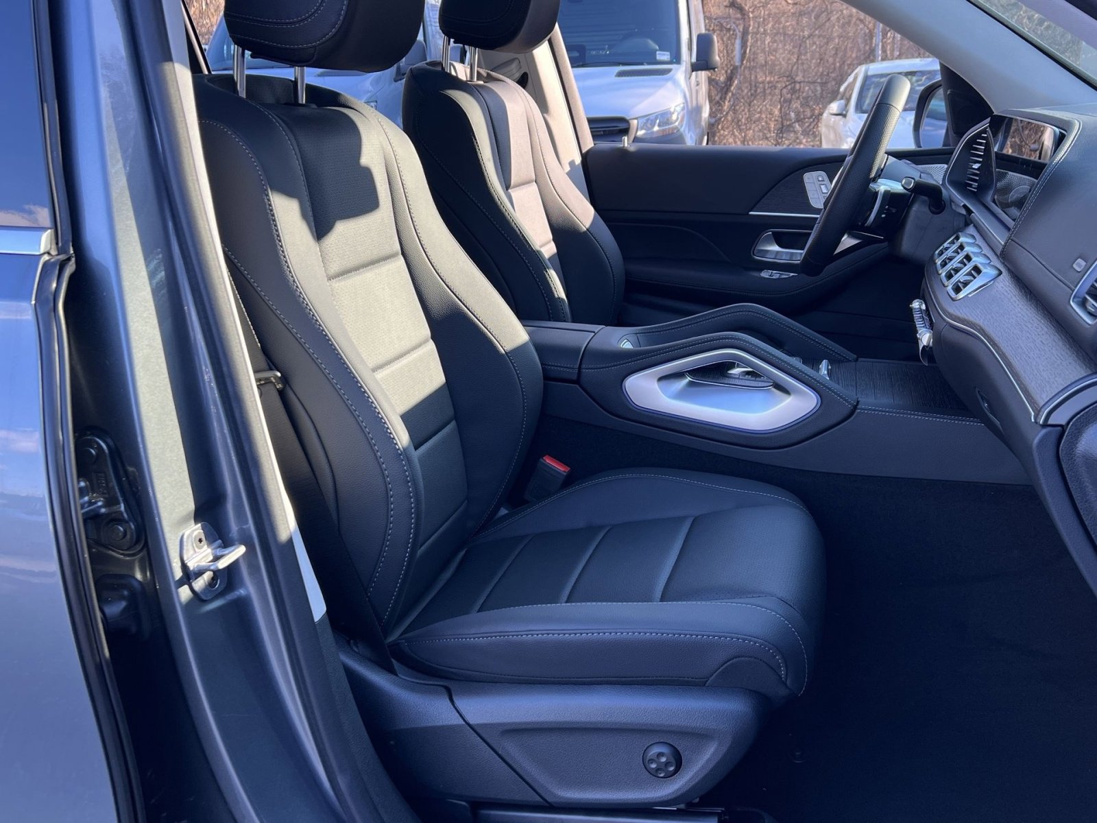 New 2026 Mercedes-Benz GLS 450 4MATIC image 27