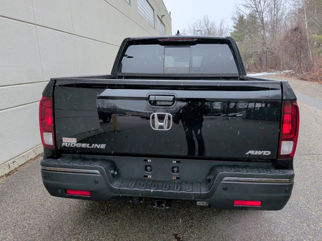 Certified 2020 Honda Ridgeline Black Edition image 8