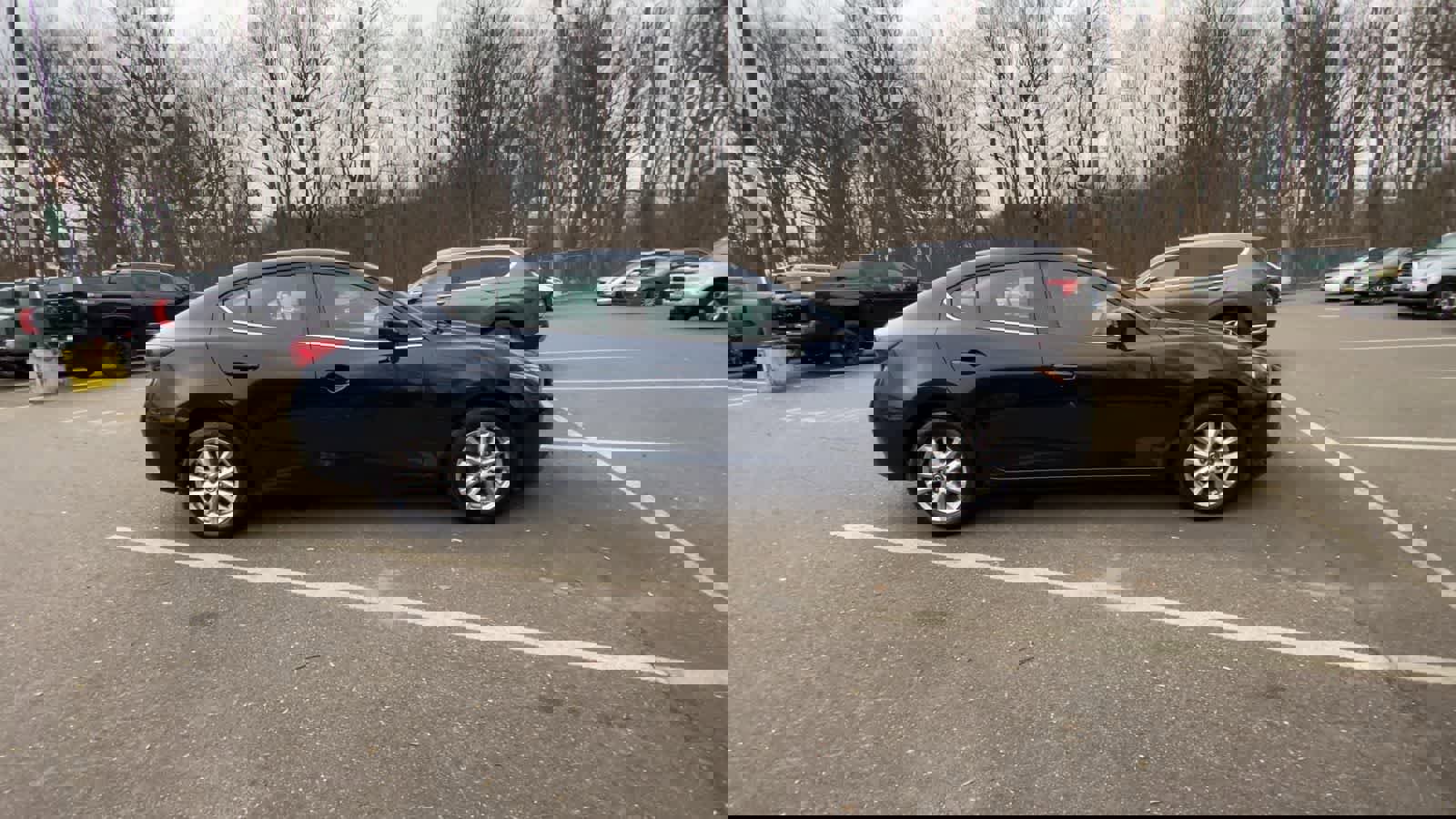 Used 2016 MAZDA MAZDA3 i Sport w/ Preferred Equipment Package image 15