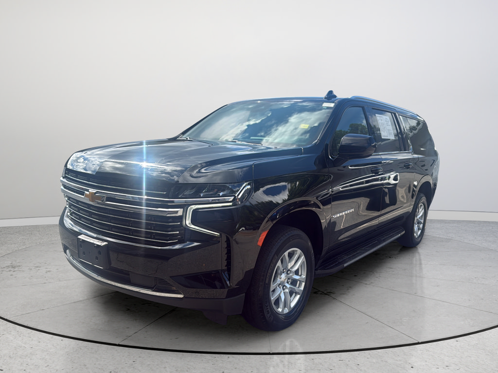 Used 2024 Chevrolet Suburban LT AWD/4WD image 5