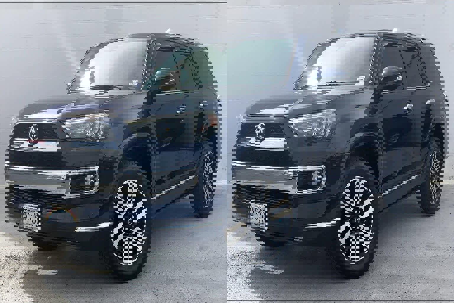 Used 2018 Toyota 4Runner Limited image 1