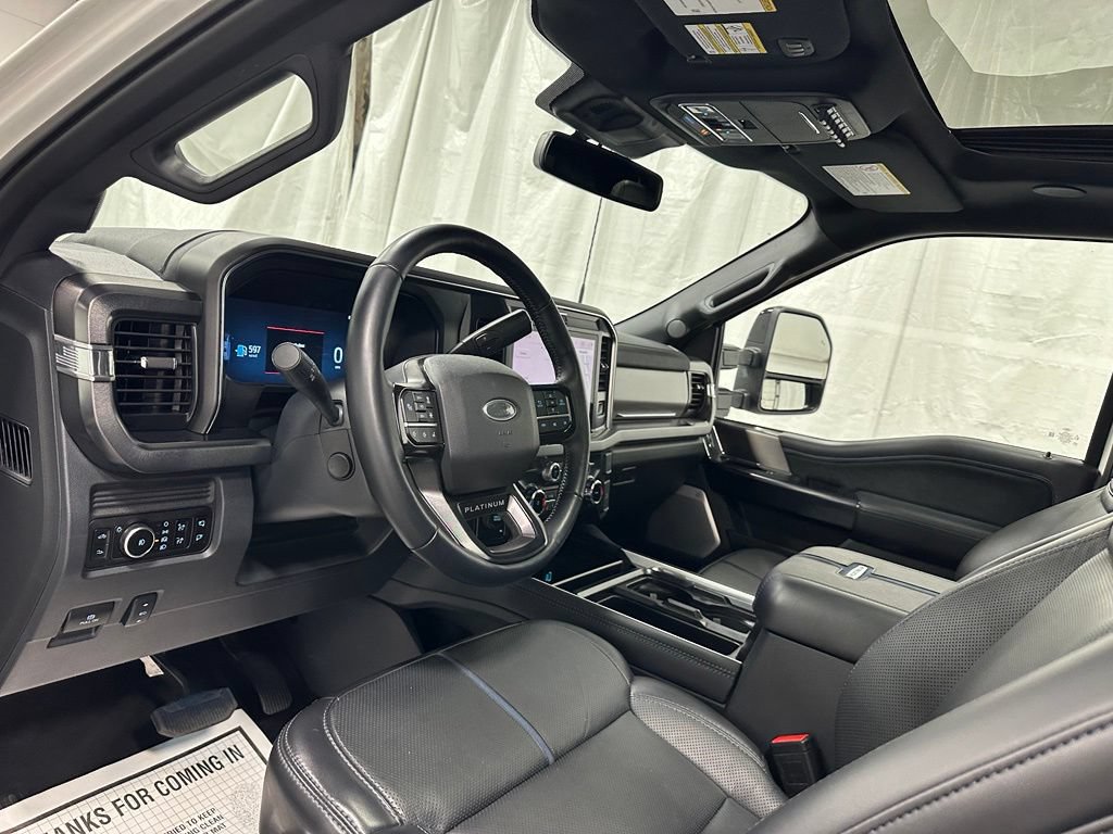 Used 2026 Ford F250 Platinum AWD/4WD image 15