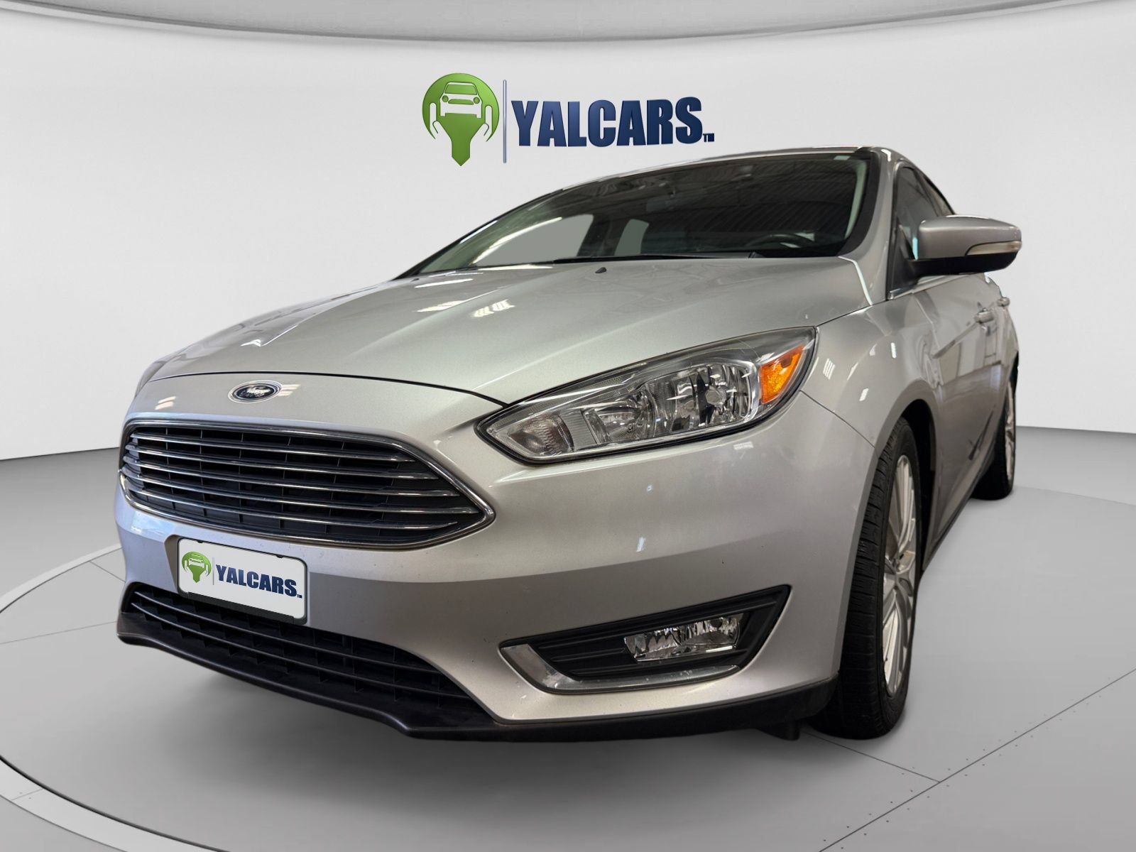 Used 2018 Ford Focus Titanium FWD image 9
