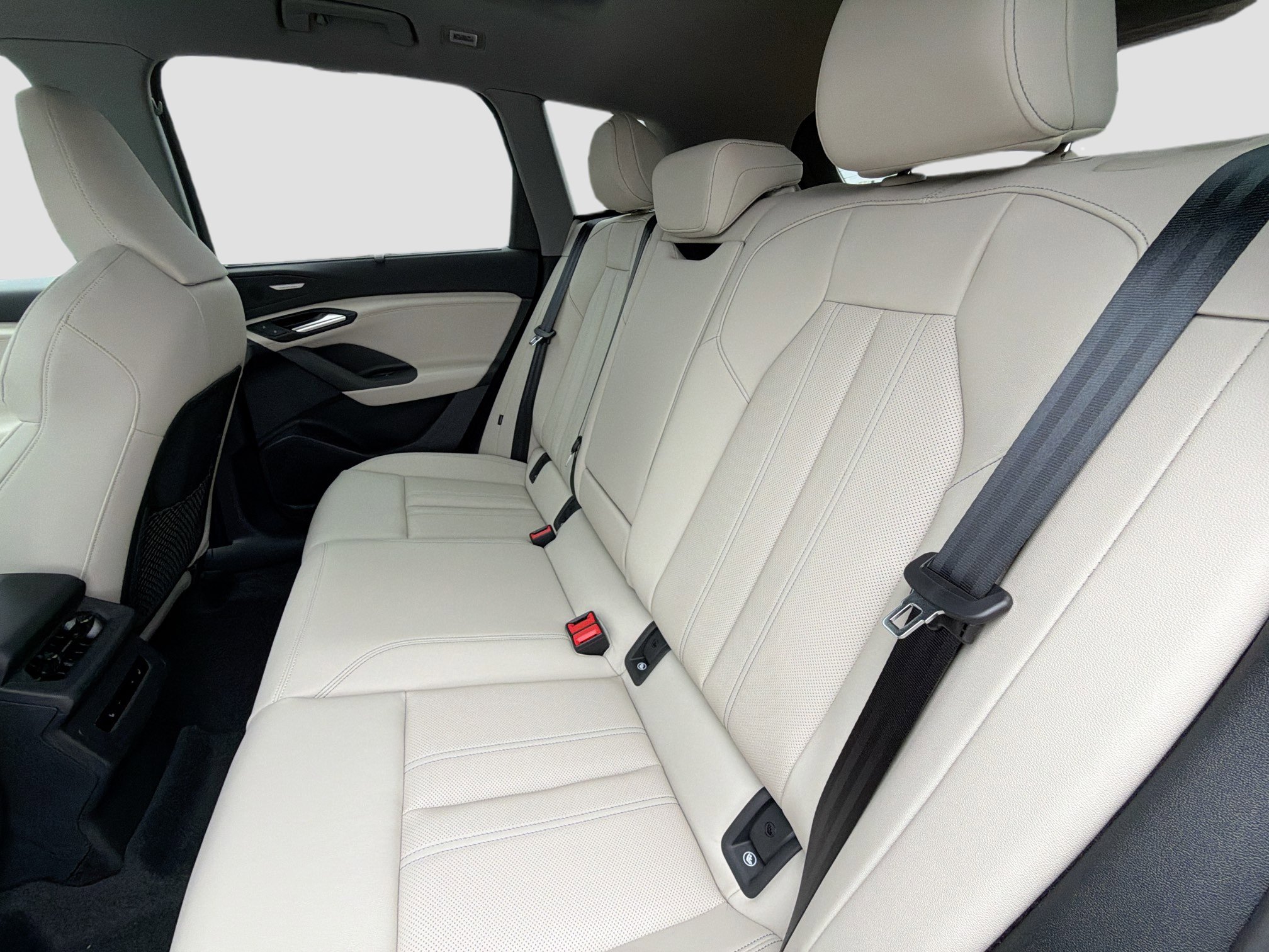 New 2025 Audi Q6 e-tron Premium Plus image 20