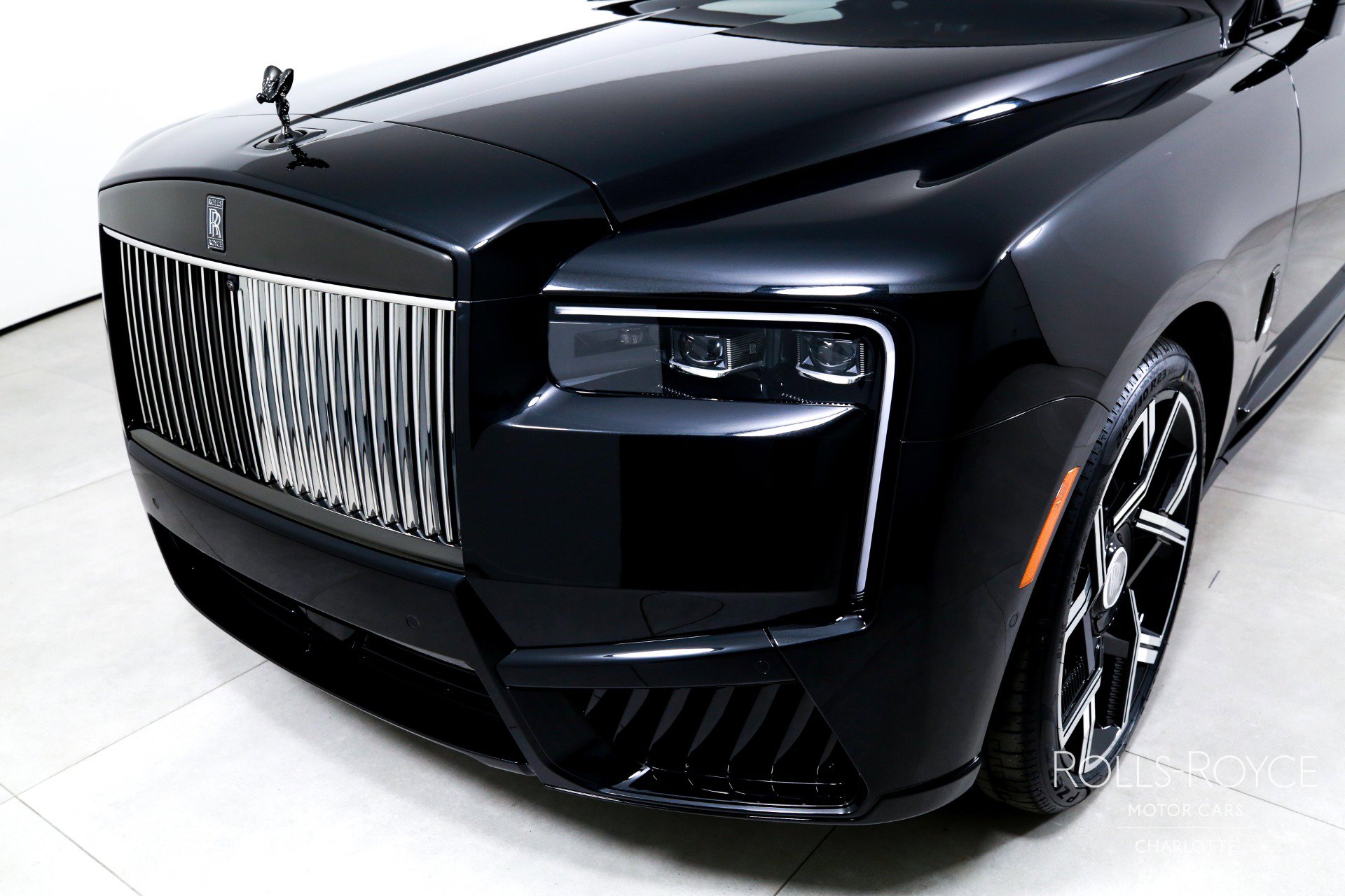 New 2026 Rolls-Royce Cullinan Black Badge image 45