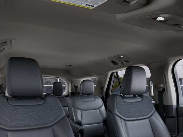 New 2027 Ford Explorer Active w/ Active Comfort Package RWD image 22