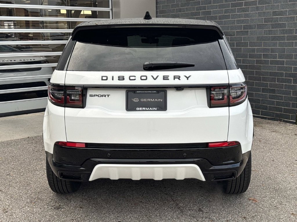 New 2026 Land Rover Discovery Sport Landmark AWD/4WD image 5