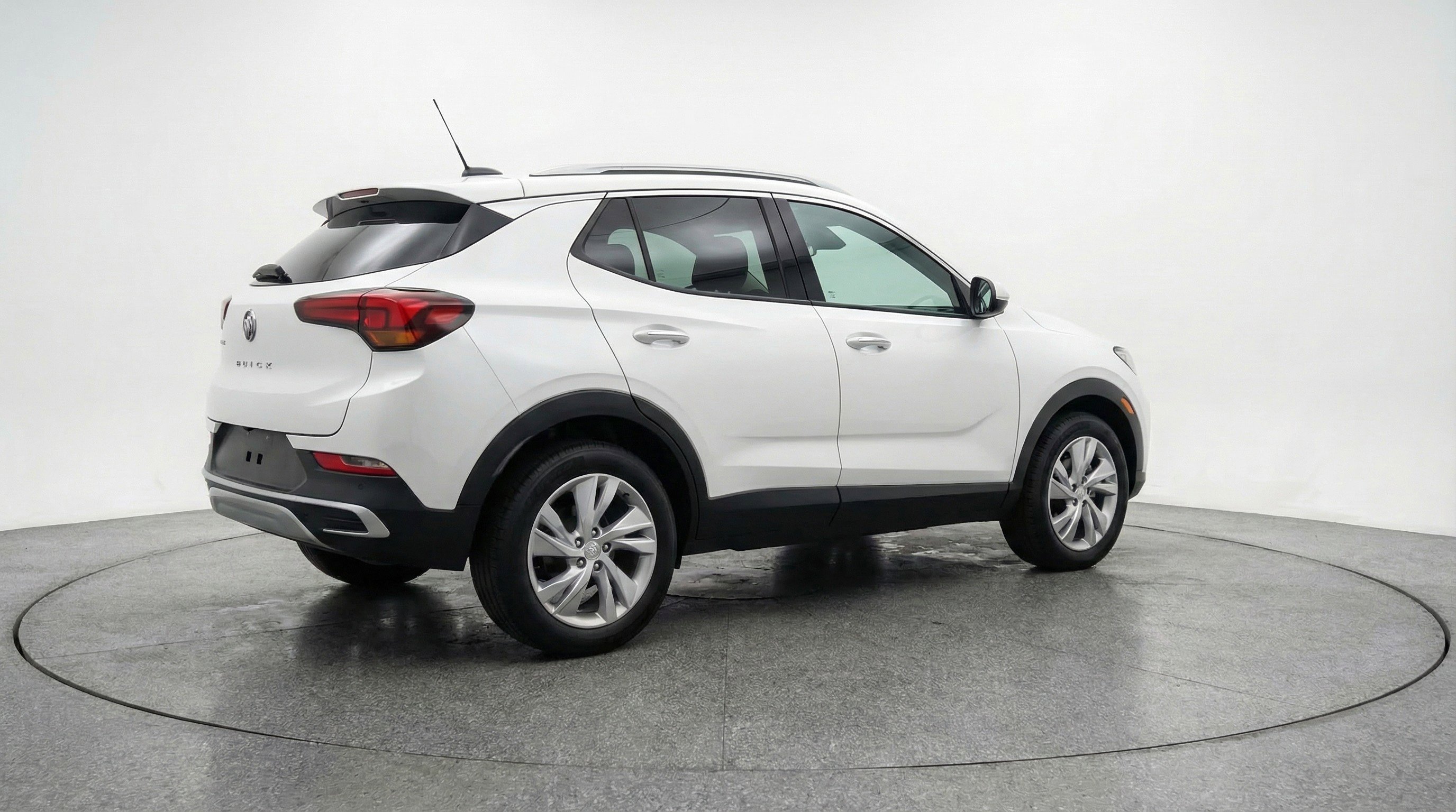 Used 2025 Buick Encore GX Preferred AWD/4WD image 9