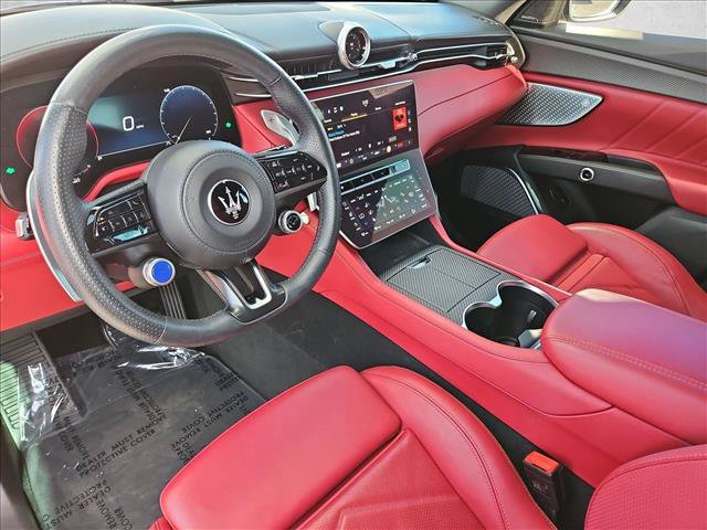 Used 2024 Maserati Grecale Trofeo AWD/4WD image 11