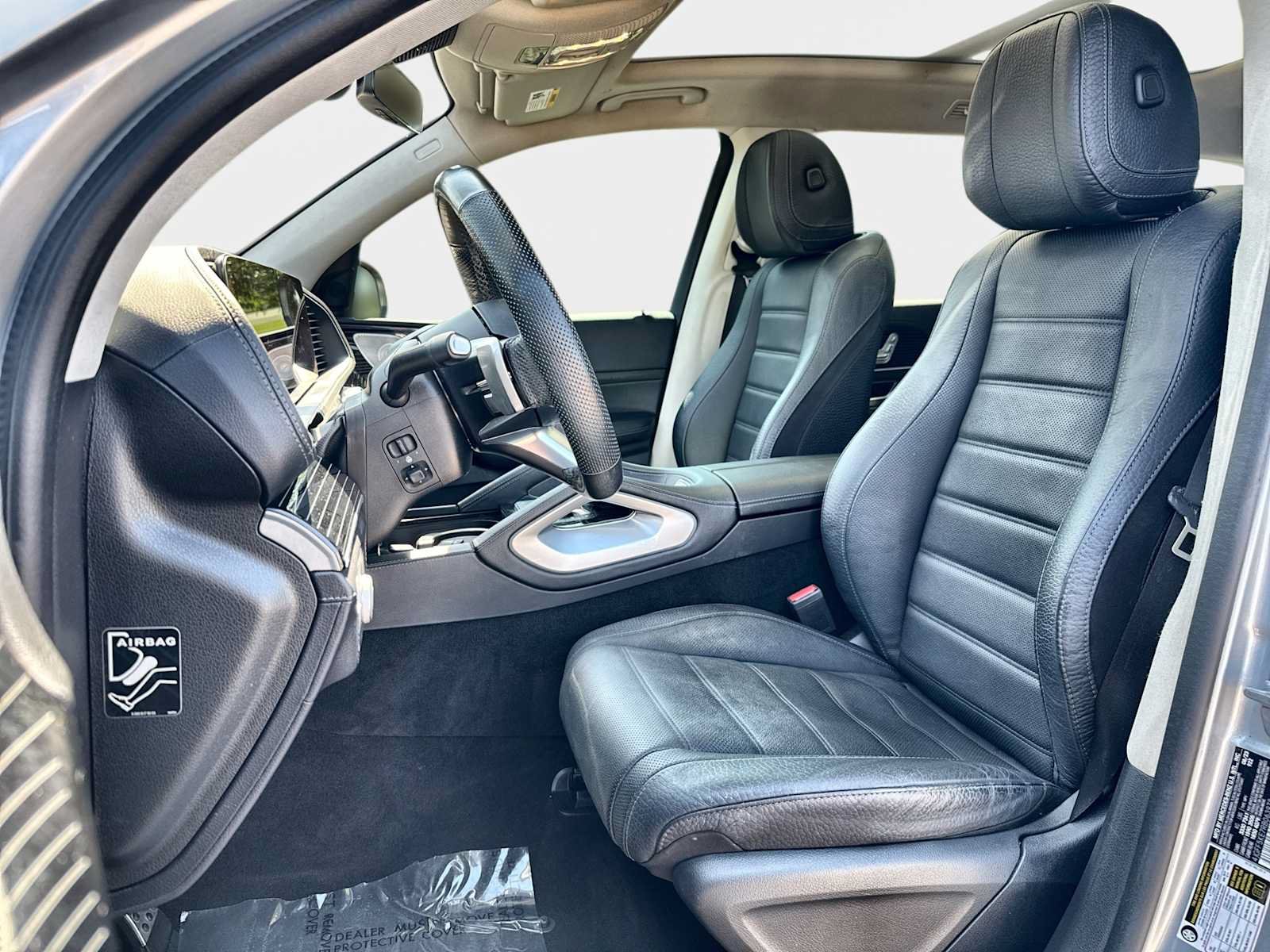 Used 2024 Mercedes-Benz GLS 450 4MATIC image 11